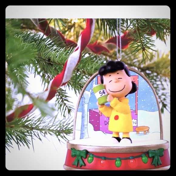 Hallmark Holiday Hallmark 28 A Charlie Brown Christmas Ornament